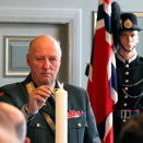 7. november: Kong Harald deltar under markeringen av Forsvarets minnedag (Foto: Forsvaret)